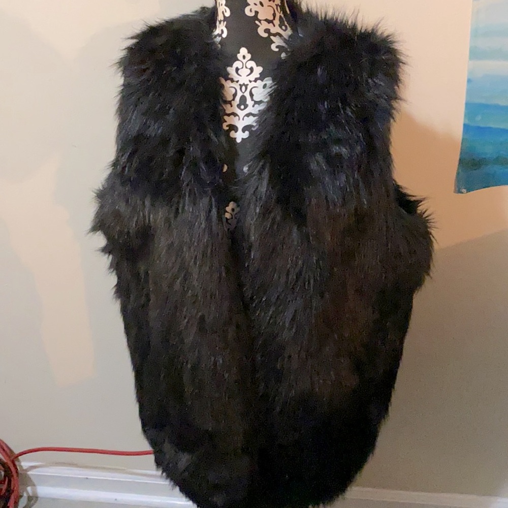 Black Super soft faux fur vest